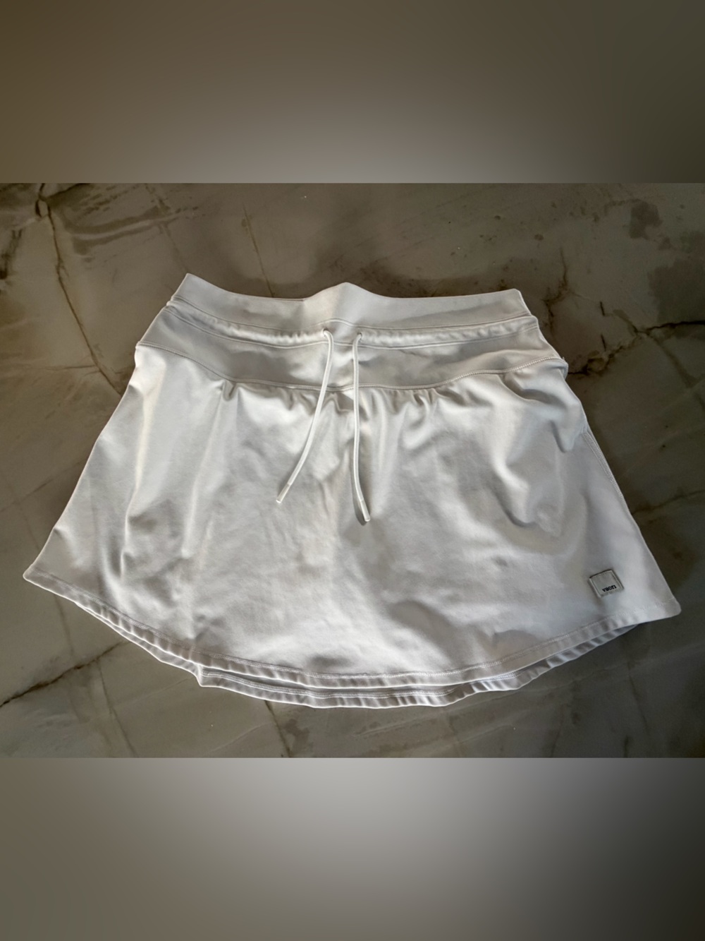 Vuori White Women's Athletic Skort with Drawstring